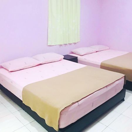 Bantal Sutera Inn Kulim Buitenkant foto